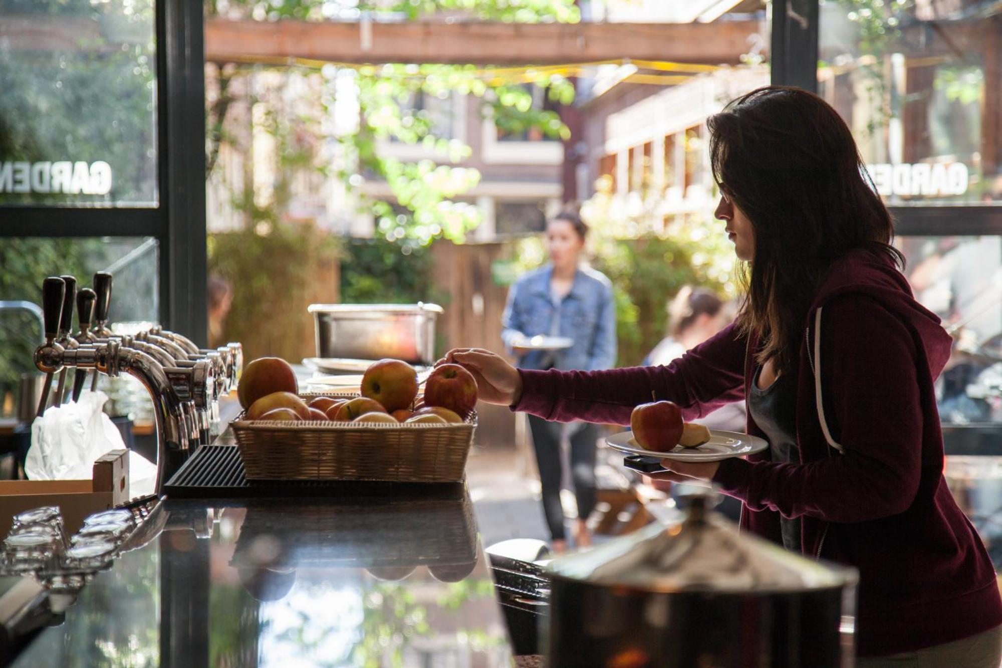 St Christophers Inn At The Winston Amsterdam Bagian luar foto