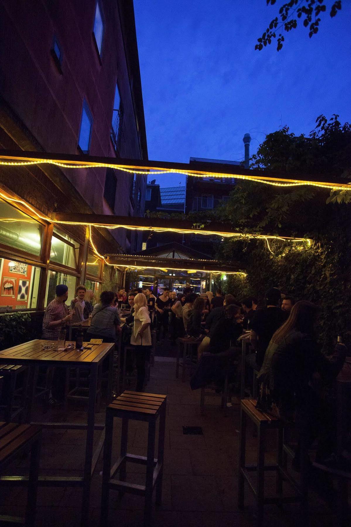 St Christophers Inn At The Winston Amsterdam Bagian luar foto