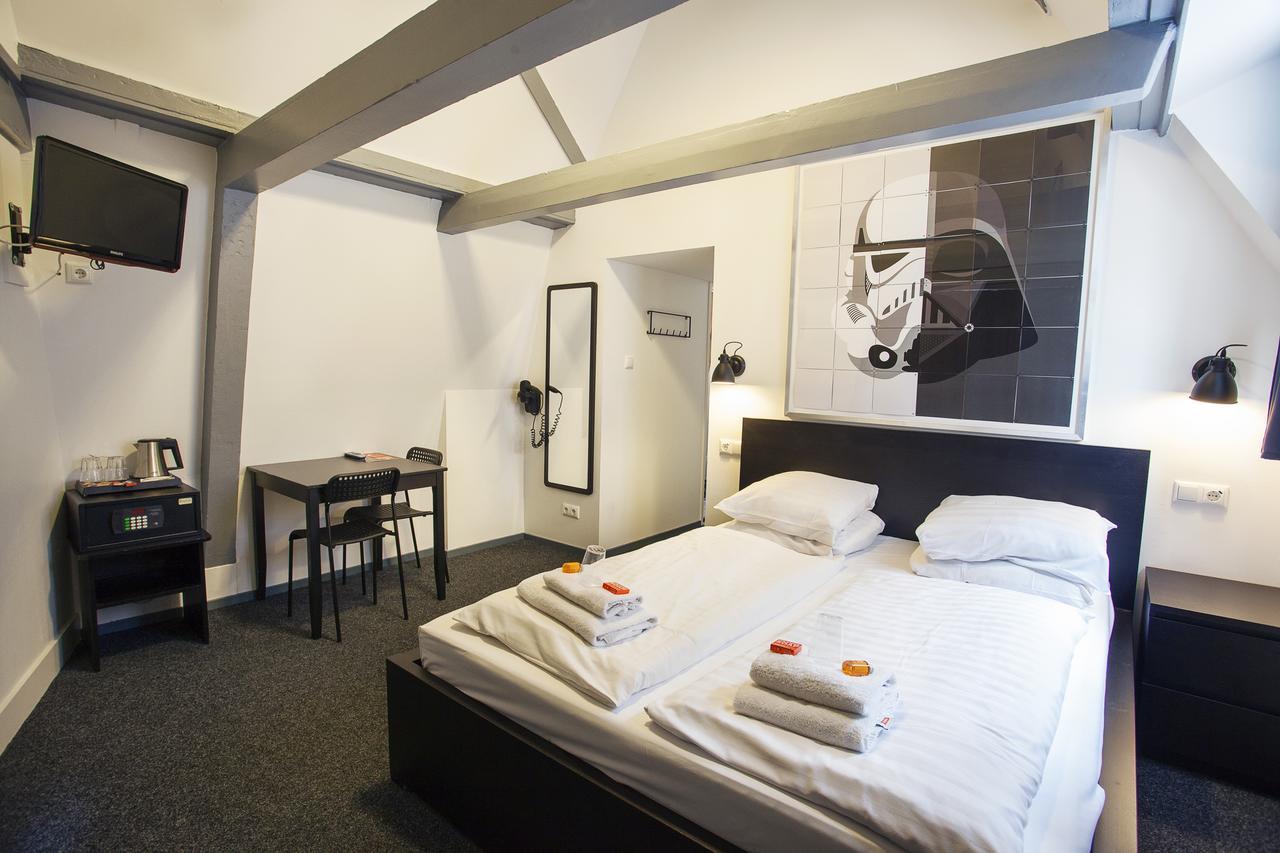 St Christophers Inn At The Winston Amsterdam Bagian luar foto